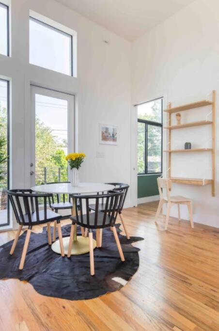Glamorous Perfectly Located Luxury 2 Bed Townhome Dallas Eksteriør bilde