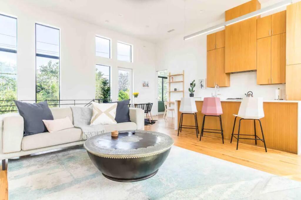 Glamorous Perfectly Located Luxury 2 Bed Townhome Dallas Eksteriør bilde