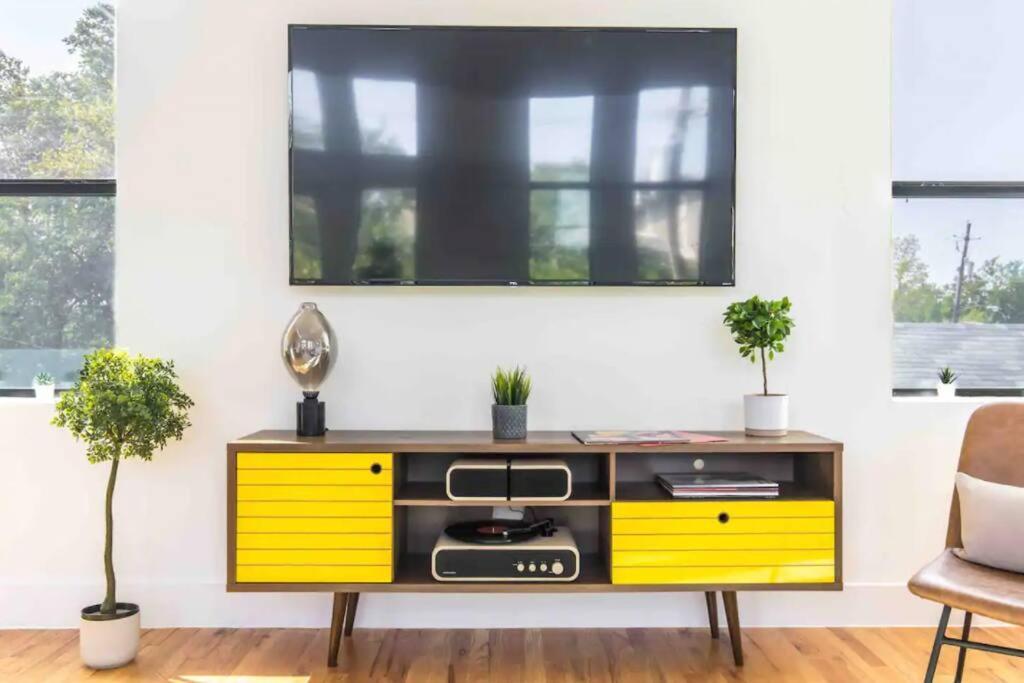 Glamorous Perfectly Located Luxury 2 Bed Townhome Dallas Eksteriør bilde